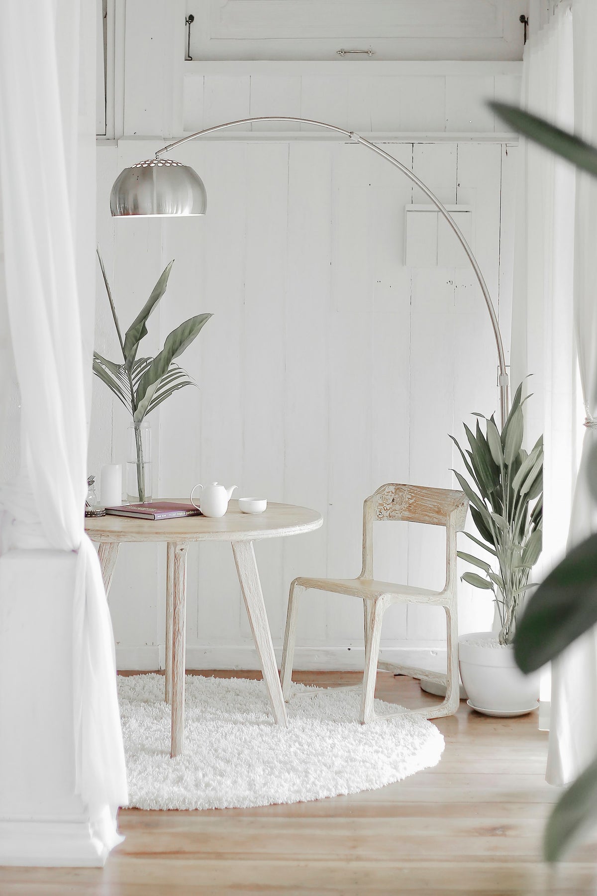 Light fixtures - Indoor lighting - Wall sconces